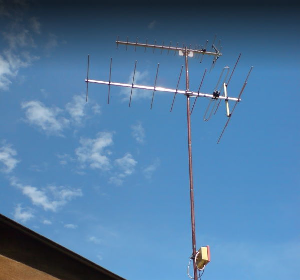 A shiny new Freeview aerial installed in Bristol